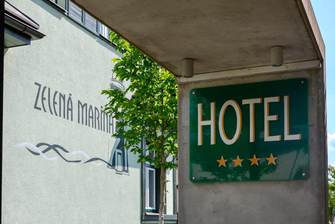 Hotel Zelena Marina วัลคาบี ภายนอก รูปภาพ